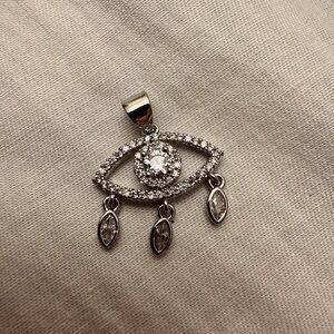 Elegant Silver Eye Pendant Necklace